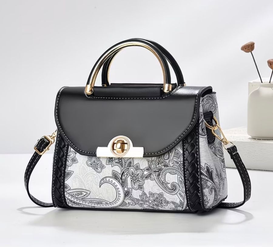 2026 New Fashion Versatile Single Shoulder Crossbody Bag, High-Quality Texture Large Capacity Handbag for Women